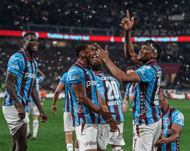  Chibuike Nwaiwu / Trabzonspor-Galatasaray 