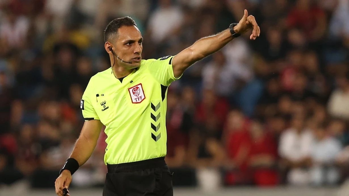 Galatasaray - Gençlerbirliği maçının hakemi Oğuzhan Aksu oldu