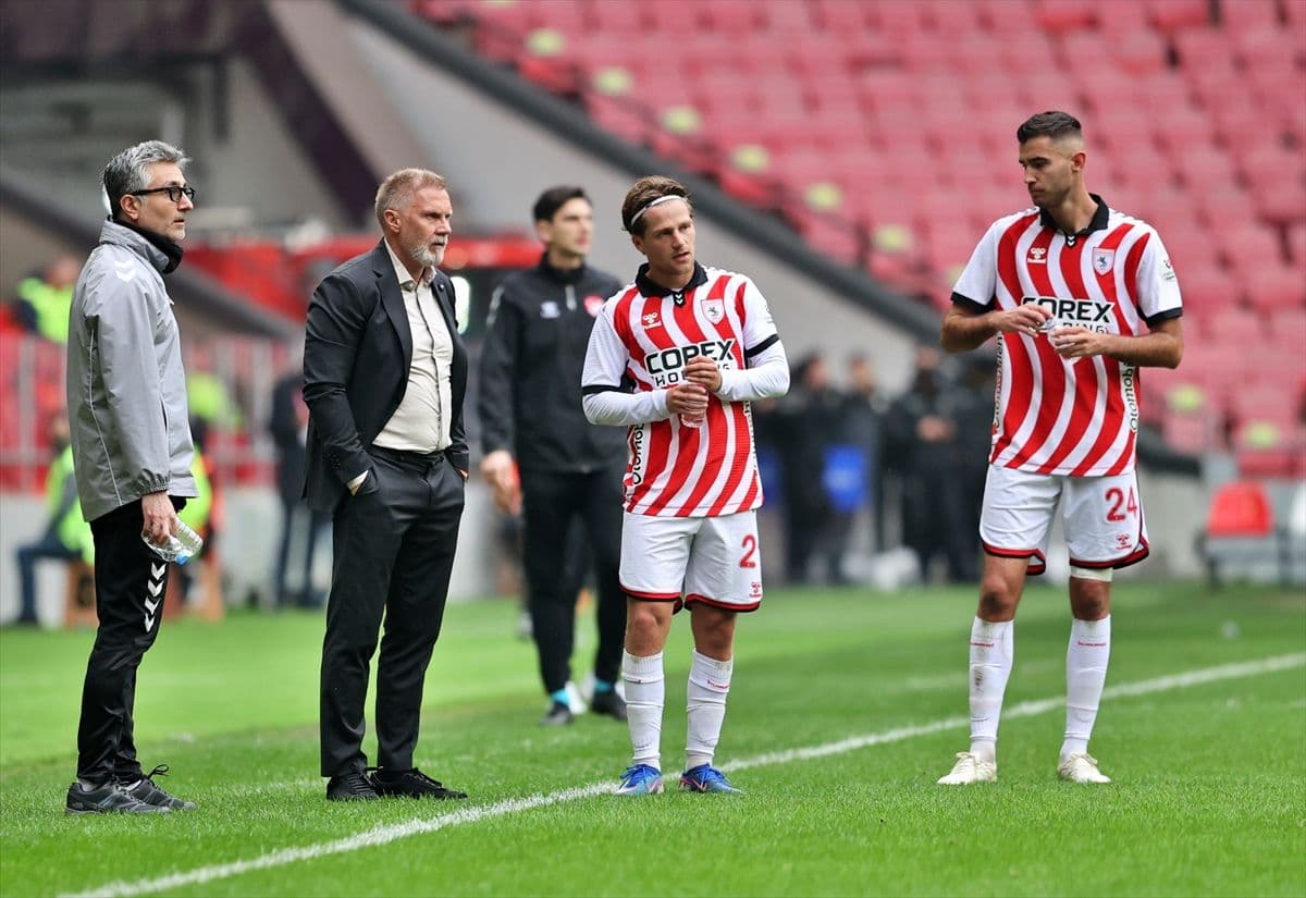 Samsunspor Teknik Direktörü Thorsten Fink