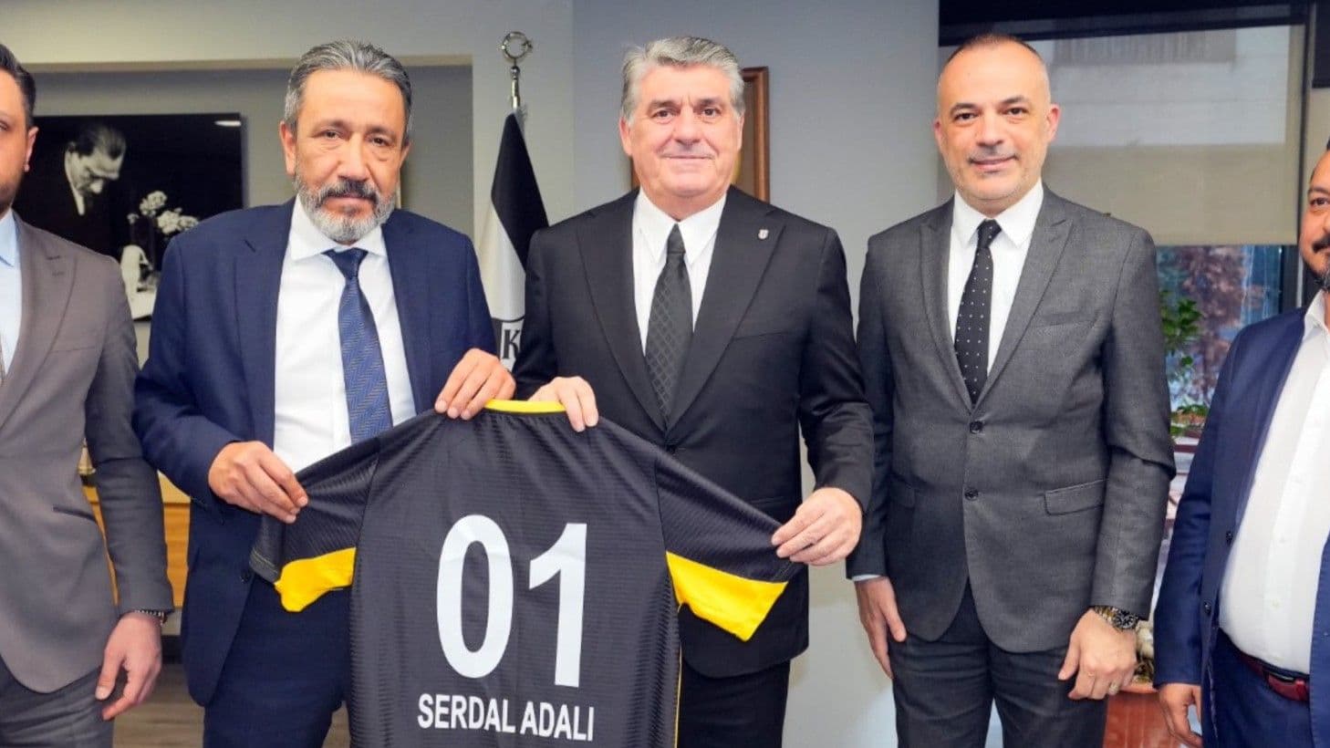 Serdal Adalı'dan Adana 01 FK'ya dev destek! Şampiyonluk primi belli oldu