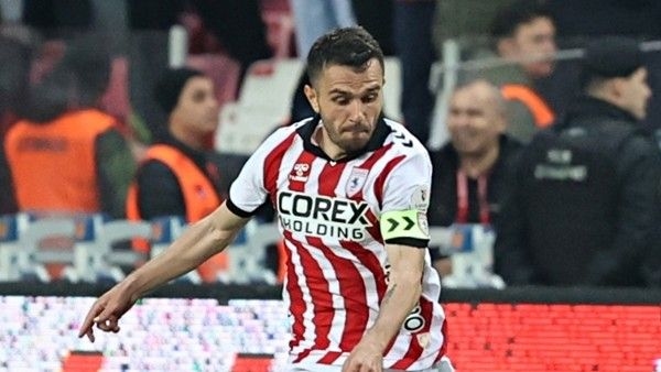 Samsunspor'da Emre Kılınç maçın başlamasına dakikalar kala kadrodan çıkarıldı!
