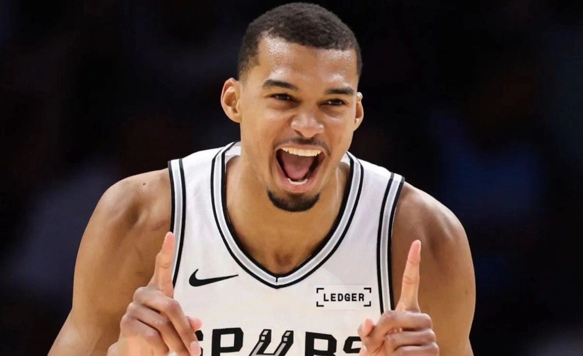 NBA'de yılın savunmacısı ödülünü Victor Wembanyama aldı! Tarihe geçen detay...