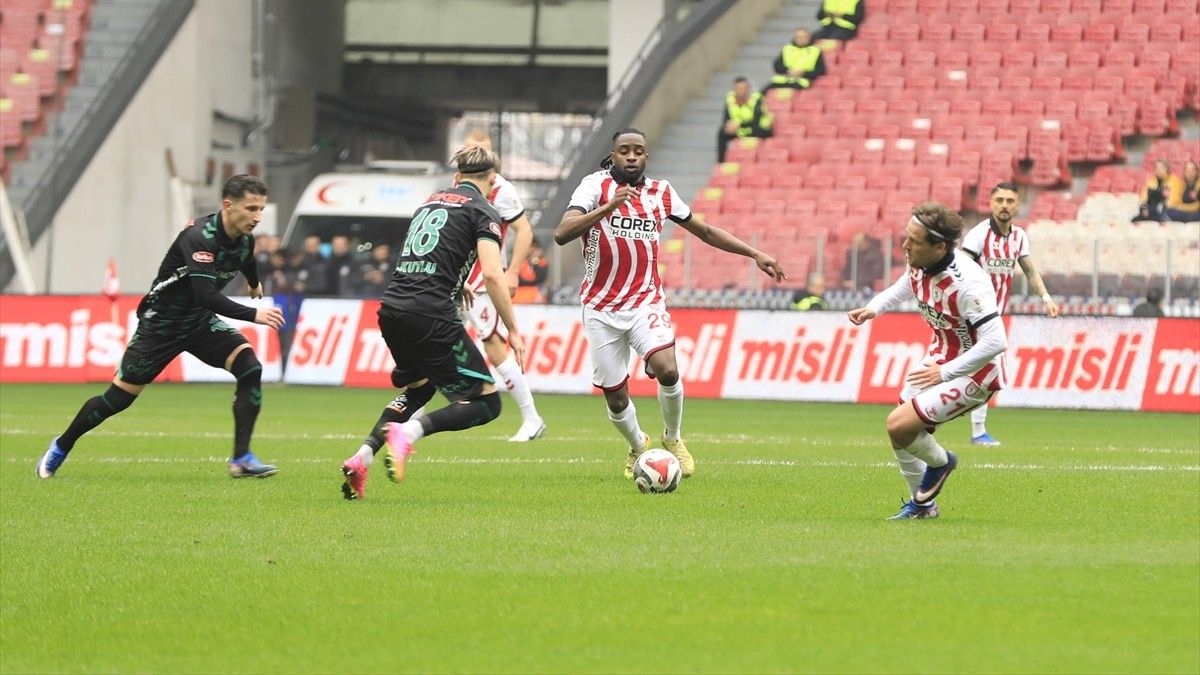 Samsunspor - TÜMOSAN Konyaspor: 2-2 (Maç sonucu-yazılı özet)