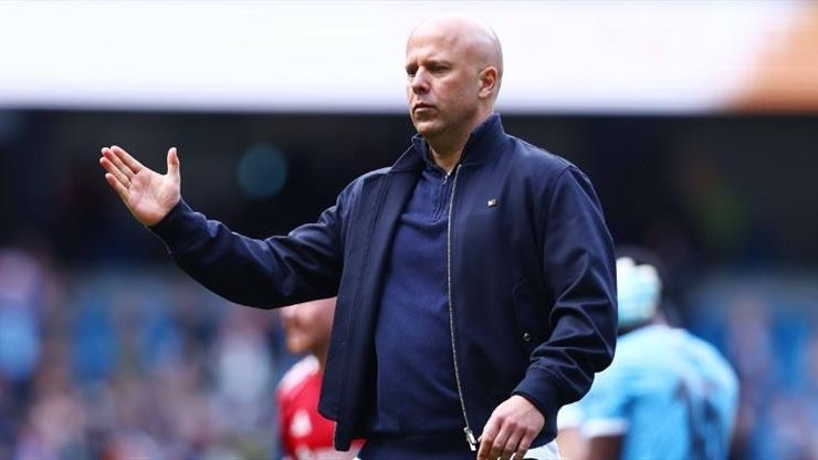 Liverpool’da Arne Slot eleştirilerin odağında