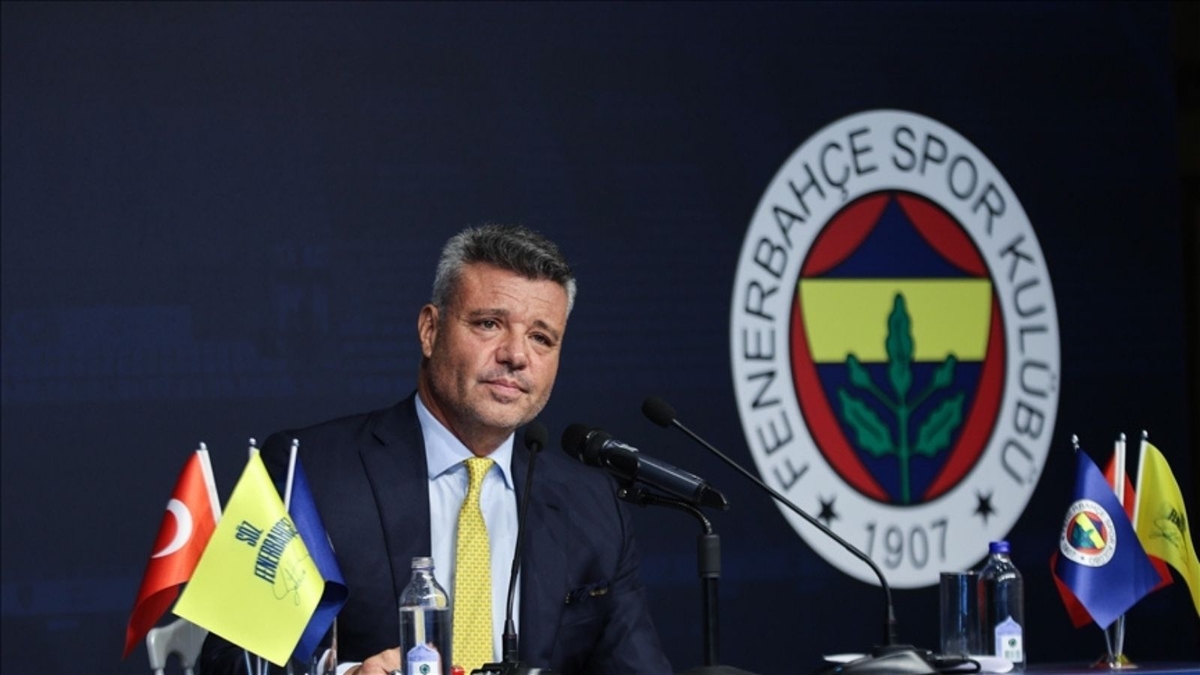 Fenerbahçe Başkanı Sadettin Saran, olağanüstü seçimli genel kurula gidileceğini açıkladı!