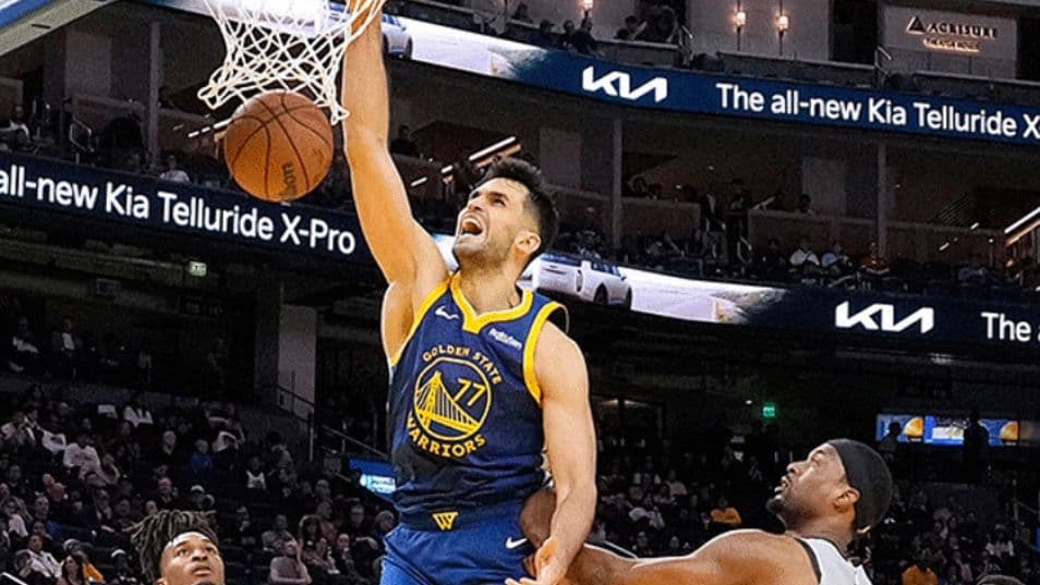 Golden State Warriors Ömer Faruk Yurtseven ile yola devam etmedi