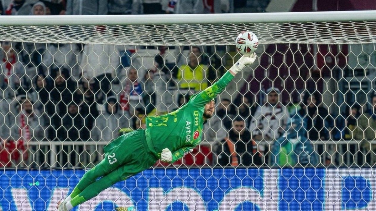 Galatasaray, Uğurcan Çakır'ın bonservisini belirledi!