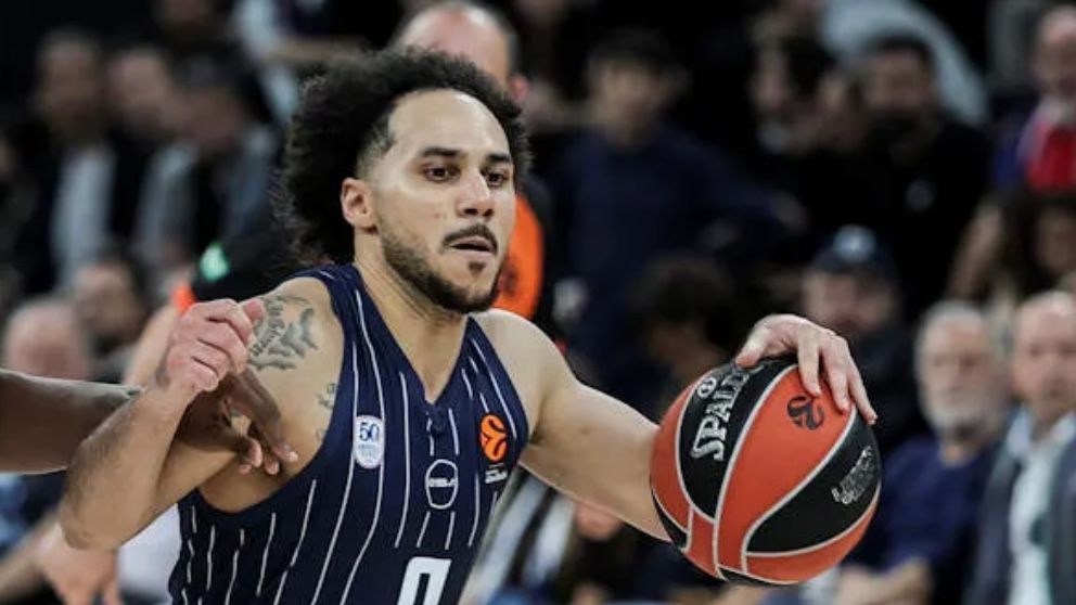 Shane_Larkin_Anadolu_Efes