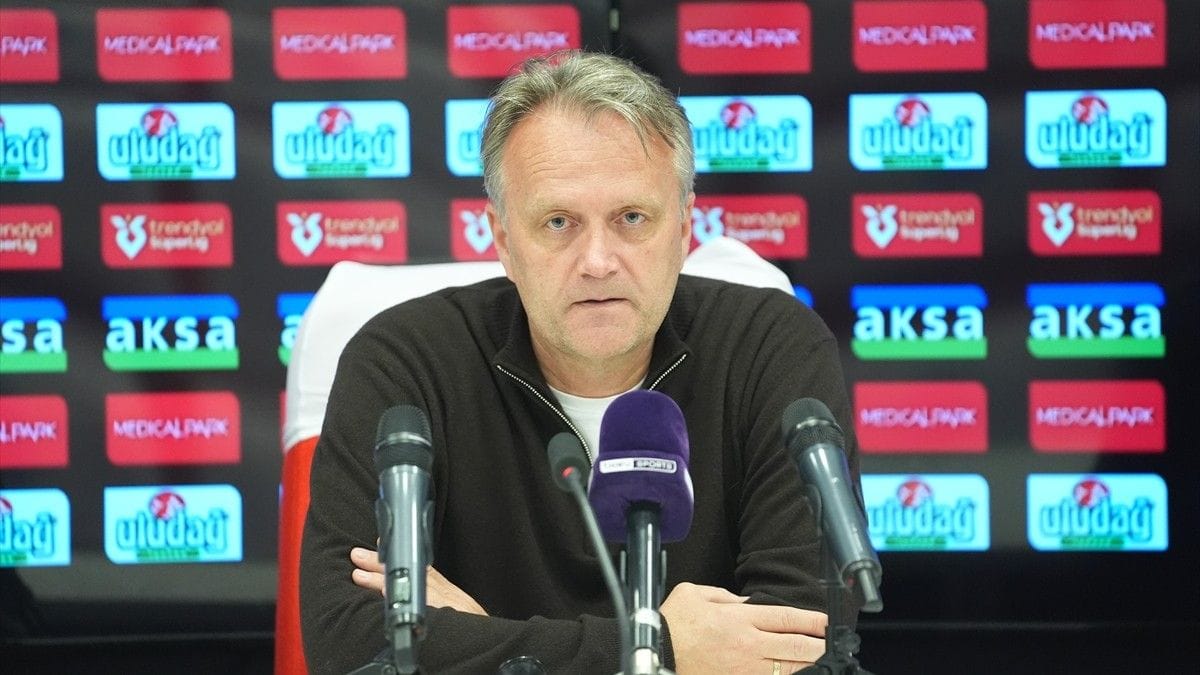 Kayserispor Teknik Direktörü Erling Moe: "Korkak gibi oynadık"