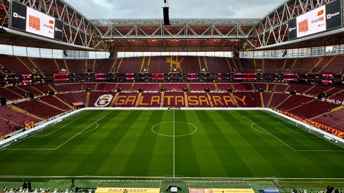 RAMS Park'ta 17. Galatasaray - Fenerbahçe derbisi! Eşitlik var...