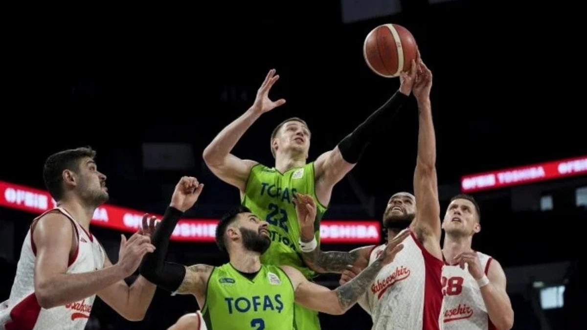 Bahçeşehir Koleji son saniyede kazandı: TOFAŞ’ı 78-76 yendi