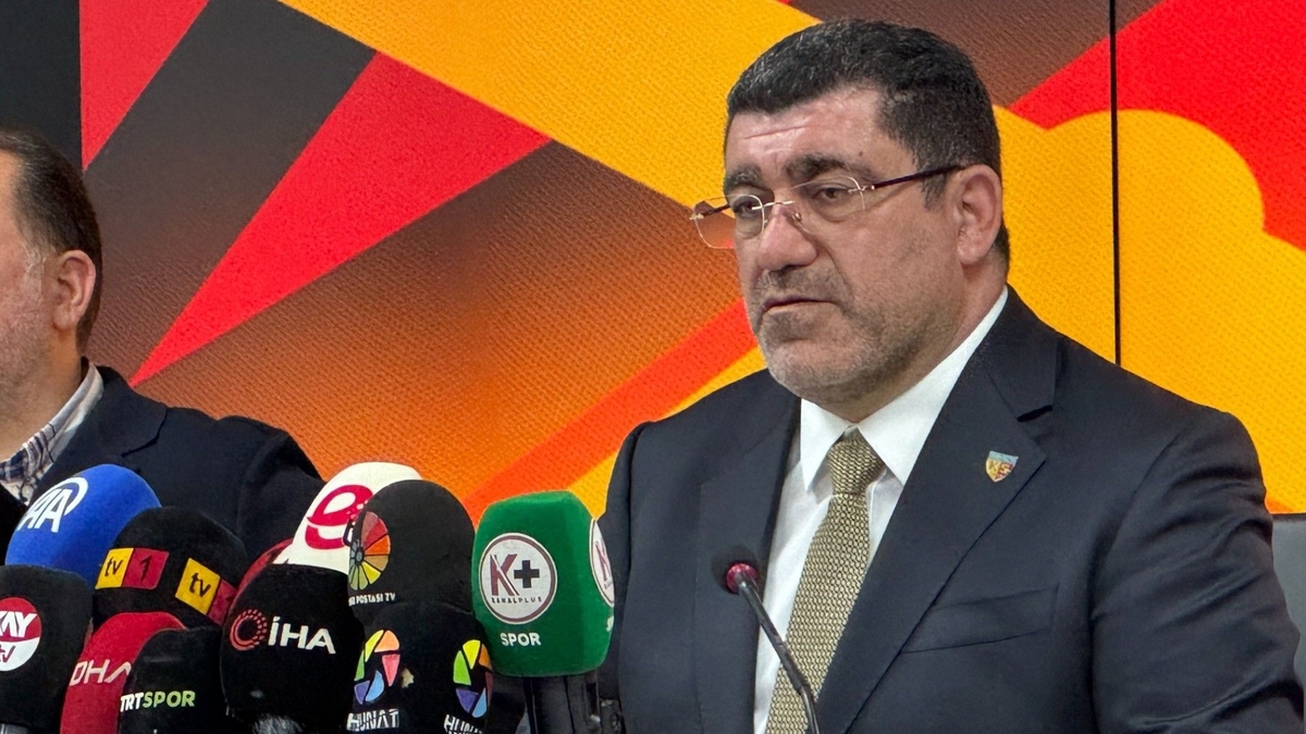 Kayserispor Başkanı Nurettin Açıkalın: ''Gelsinler kulübü bırakayım!''