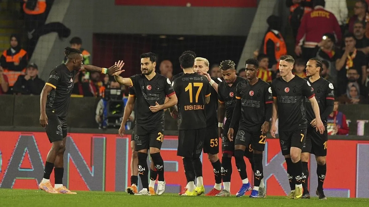 Osimhen, Asprilla, Günay... Galatasaray'dan üç futbolcu için sakatlık açıklaması