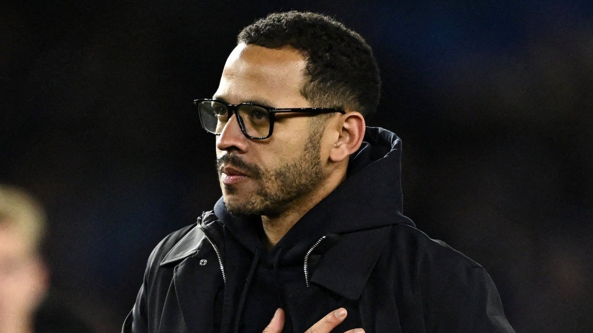 Chelsea, teknik direktör Liam Rosenior ile yollarını ayırdı!