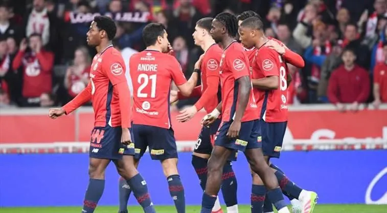 Berke Özer forma giyiyor! Lille, Lens'i 3-0 mağlup etti