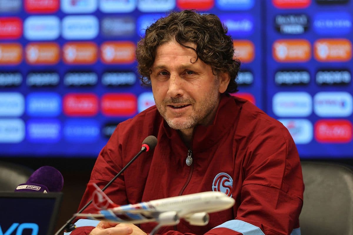 Fatih Tekke, Galatasaray zaferini zirvede kutladı