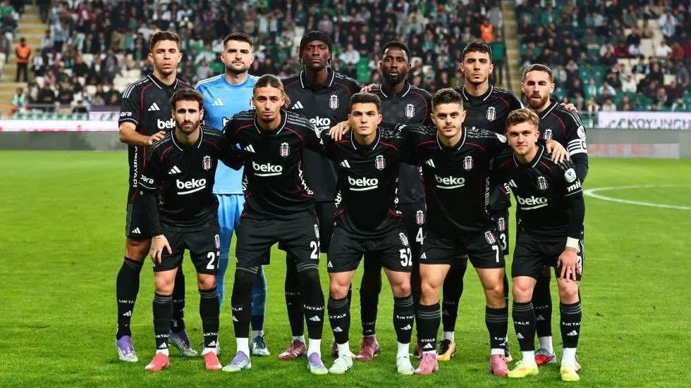 Beşiktaş'tan açıklama: Antalyaspor maçının kadrosundan çıkarıldı
