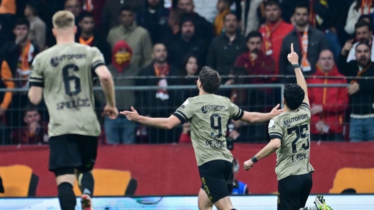 Kocaelispor_Galatasaray_Gol_Sevinci