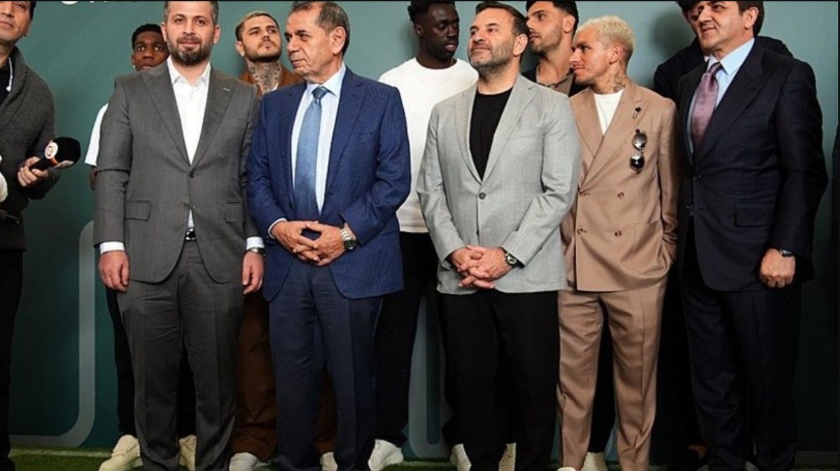 Galatasaray'da yöneticiler Fenerbahçe derbisi öncesi telefonlarını kapatmak zorunda kaldı