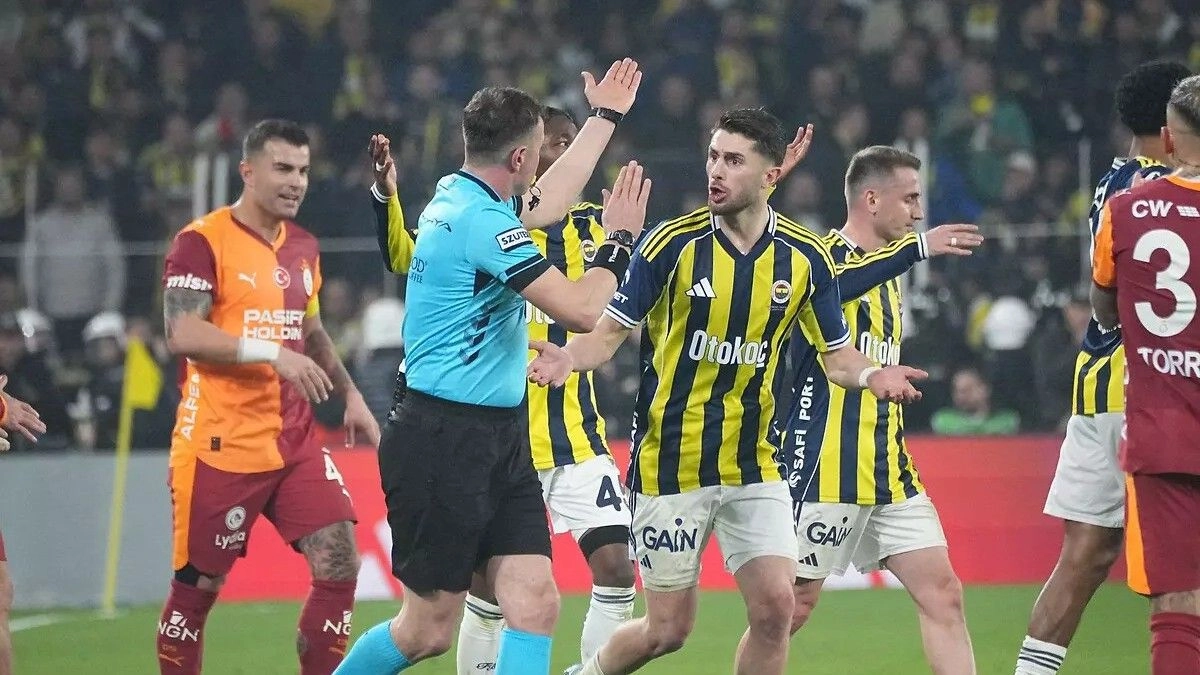 fenerbahce-galatasaray-yasin-kol