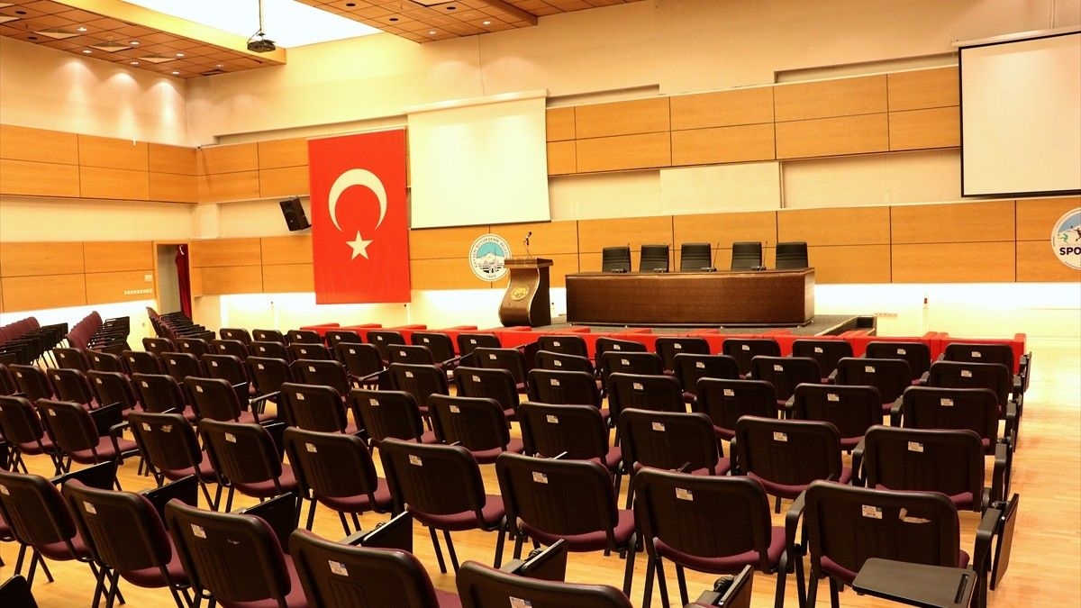 Kayserispor'un seçimli olağanüstü genel kurulu ertelendi