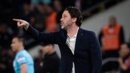 Fatih Tekke'den ültimatom: "Bazı futbolcularda düşüş var!"
