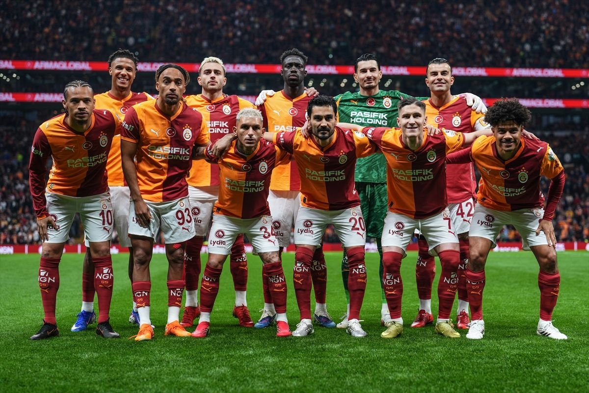 Galatasaray'da, Uruguaylı futbolcu Lucas Torreira ayrılık kararı aldı