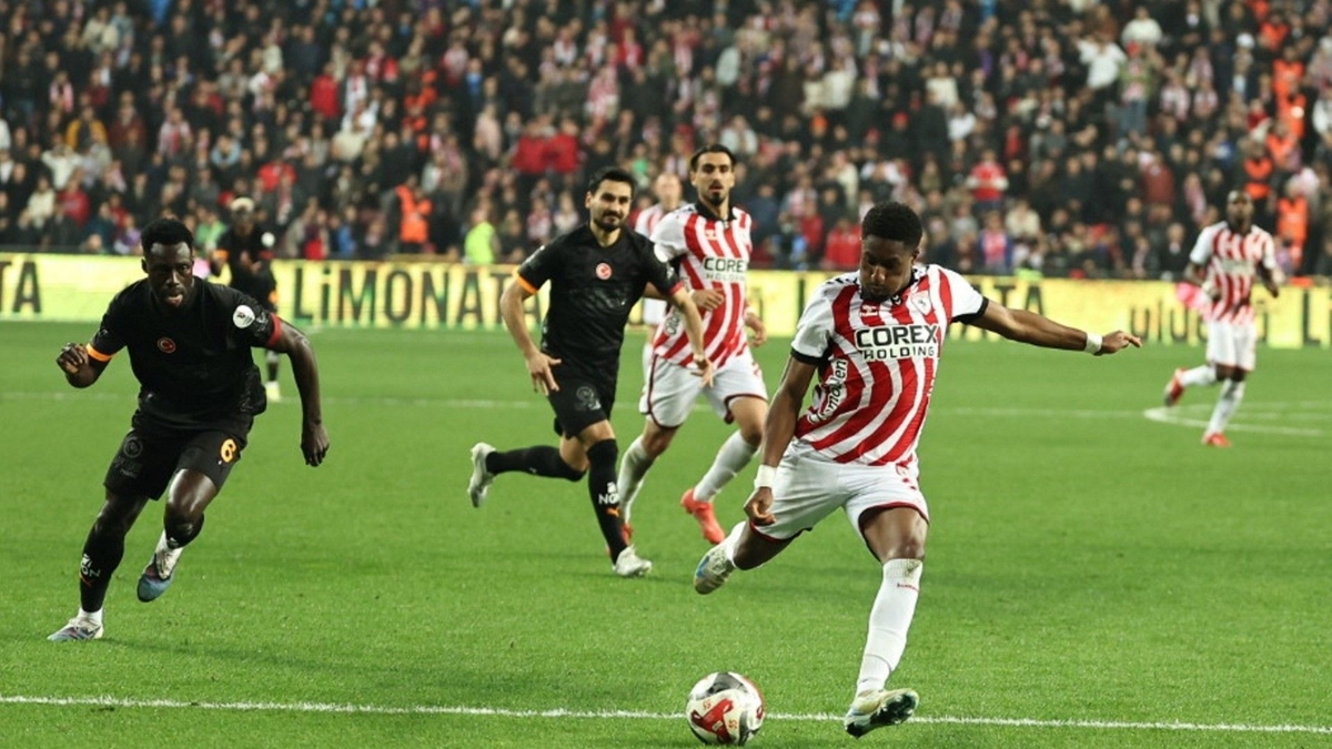 Galatasaray’dan savunmada alarm! Sezonun en ağır yenilgisi