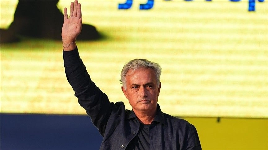 Jose Mourinho'nun geri dönüşü tamamlanmak üzere! 3 yıllık imza