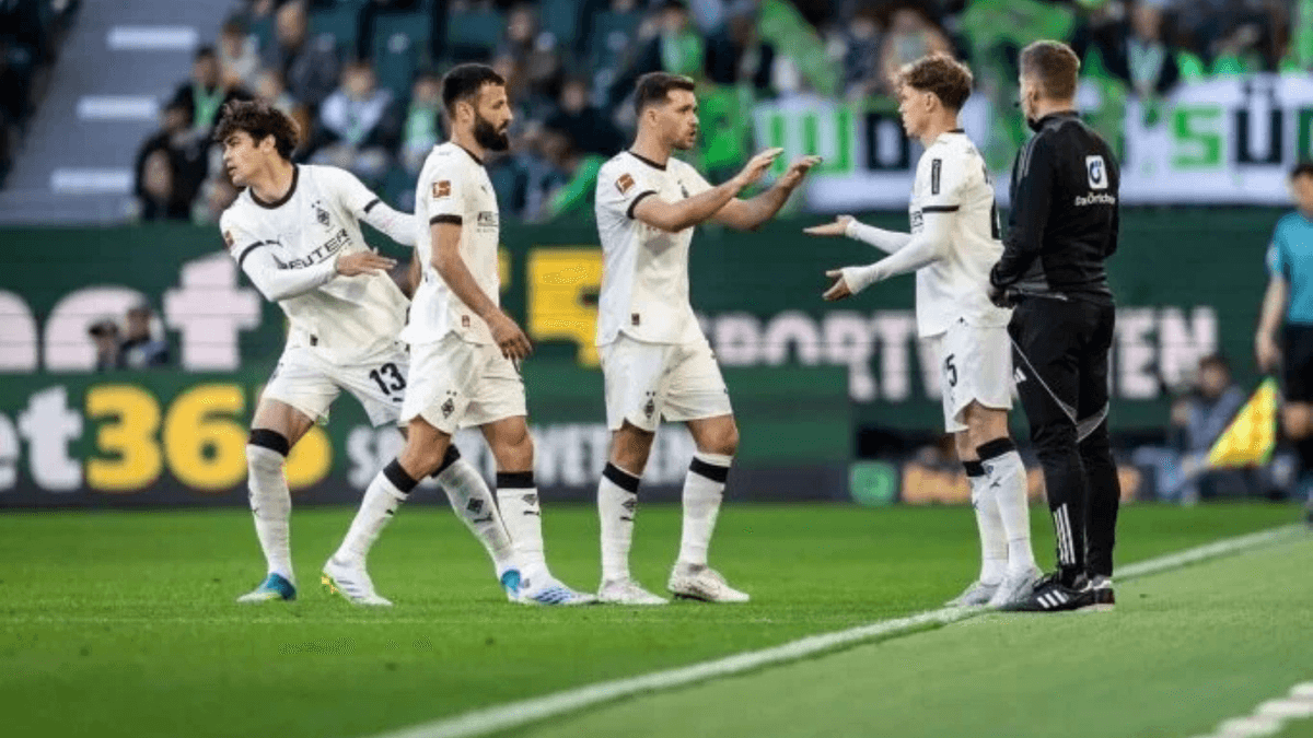 Gladbach’tan Dortmund’a son dakika şoku!