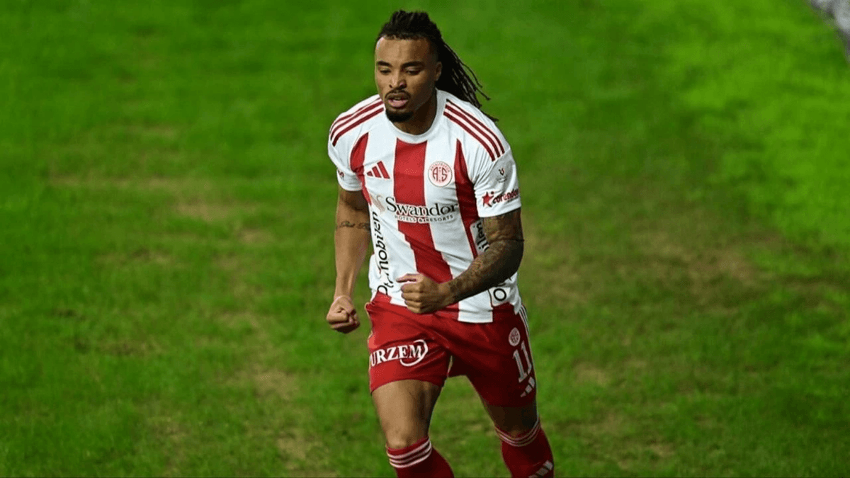Samsunspor, Antalyaspor'dan Samuel Ballet'i transfer etmek istiyor