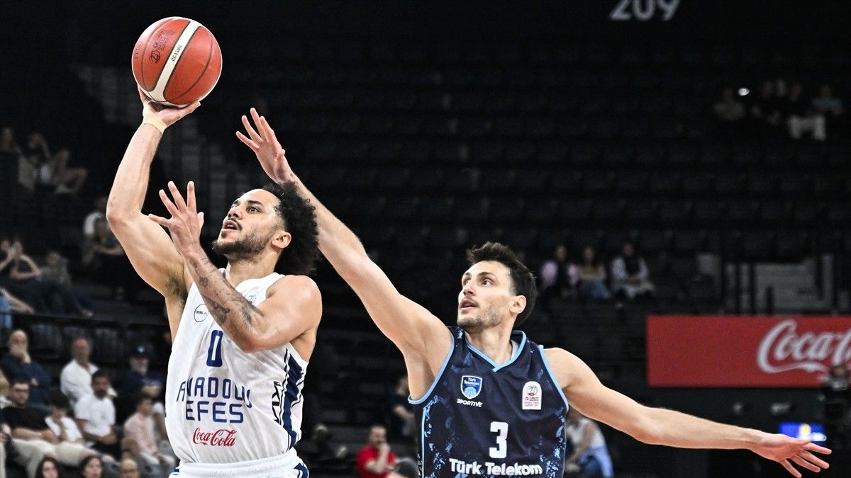 Anadolu Efes - Türk Telekom