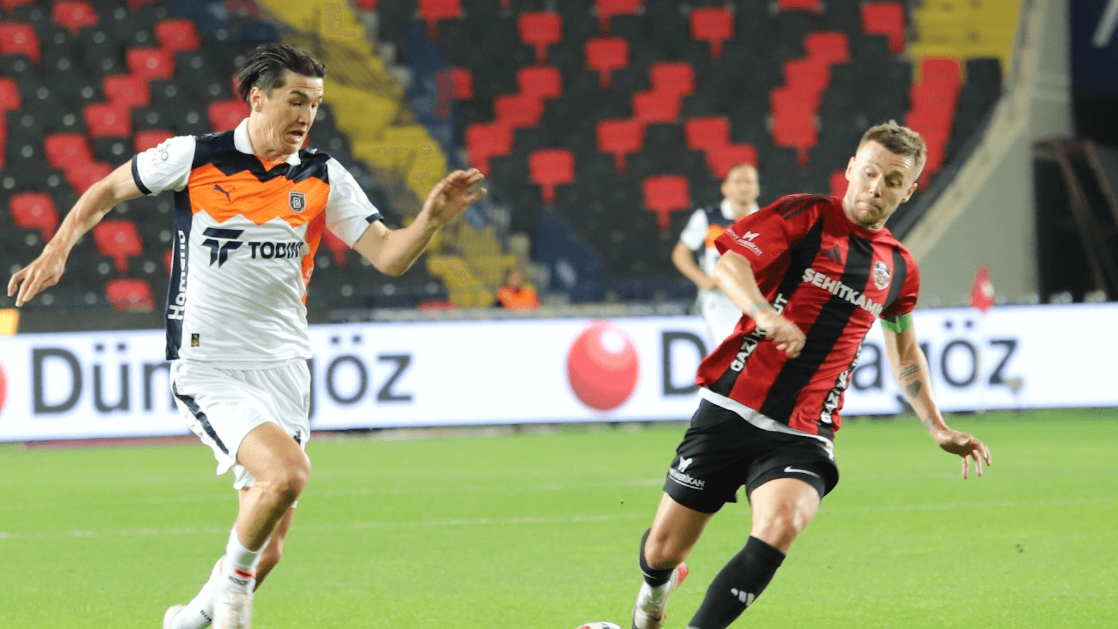 Gaziantep FK yeni teknik direktörü ile galibiyet alamadan ligi bitirdi