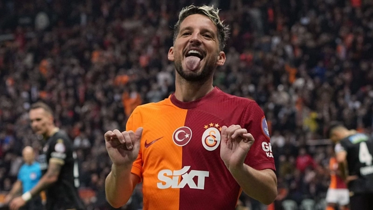 Galatasaray'dan Dries Mertens planı!