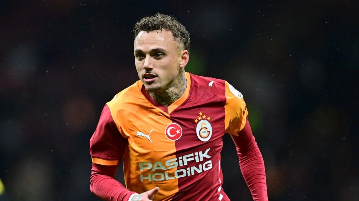 Galatasaray'da Noa Lang'in yerine Belçika Ligi'ni sallayan Yunan oyuncu