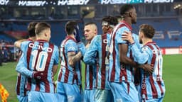 Trabzonspor'da Türkiye Kupası şampiyonluğuna rekor prim ödenecek! Yönetim son anda yükseltti