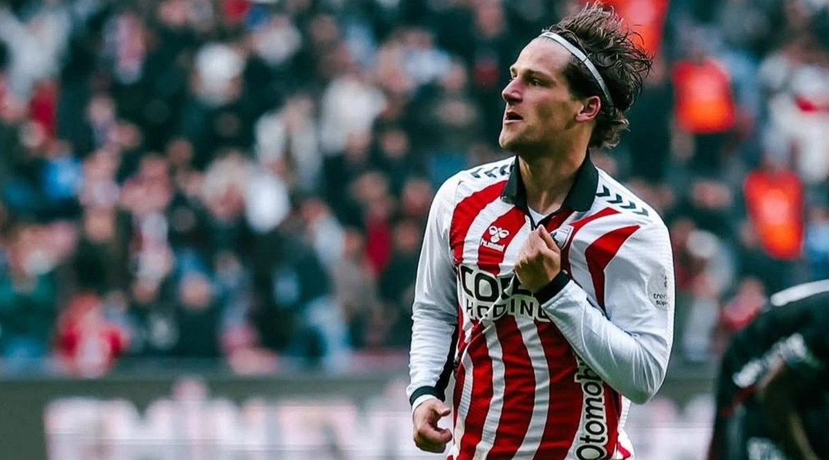 Samsunspor'un Danimarkalı futbolcusu Carlo Holse