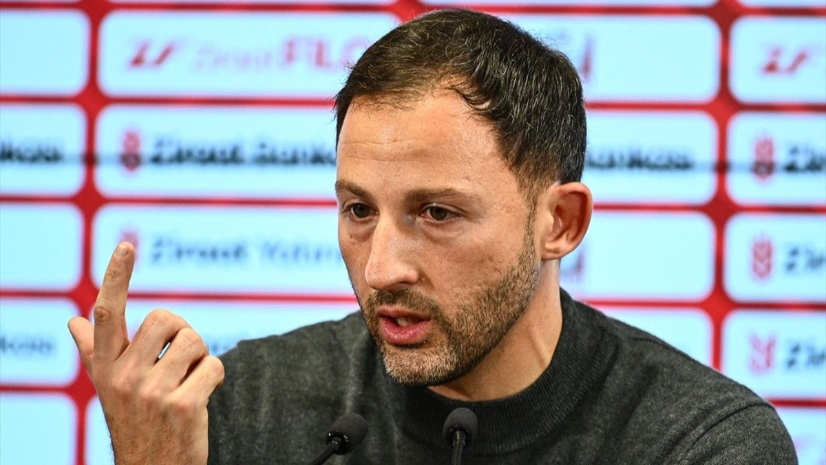 Sky Sport duyurdu: Tedesco, Bologna ile anlaştı