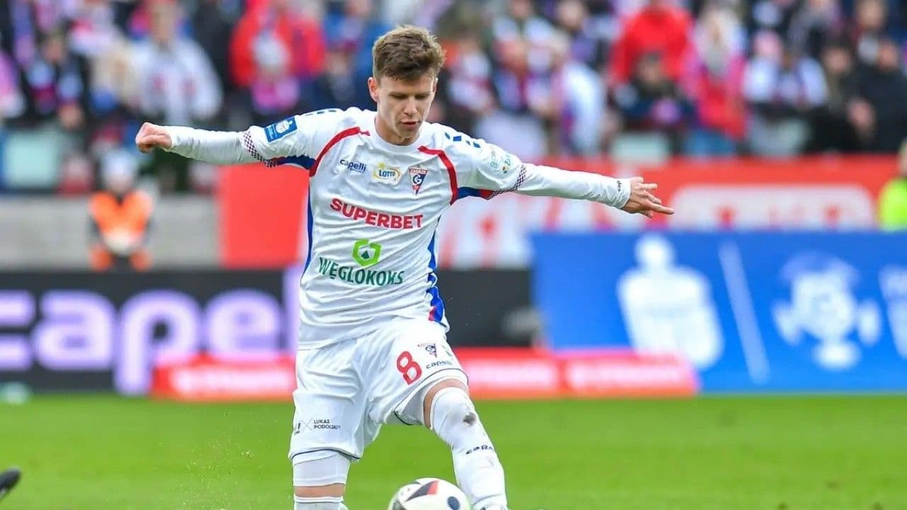 Bursaspor'dan orta sahaya Çek takviyesi: Patrik Hellebrand