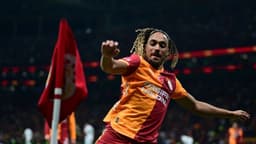 Sacha Boey'dan dalya: 100. maçına çıkltı
