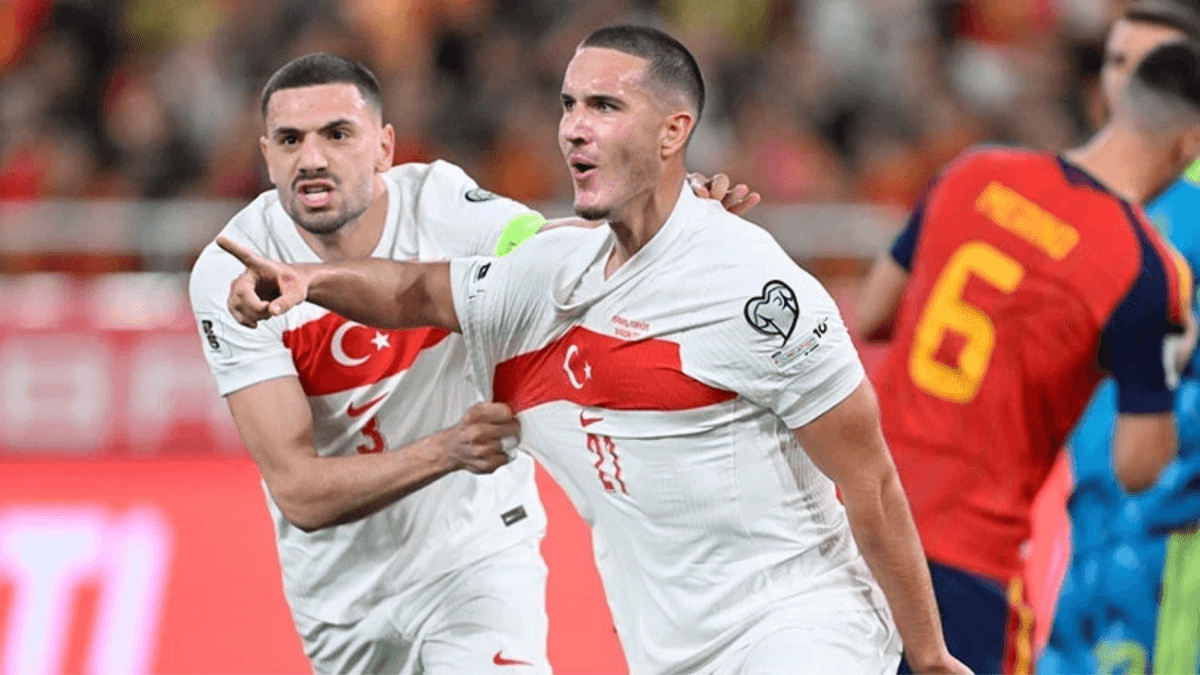 Deniz Gül, Porto'ya Galatasaray'a transfer olmak istediğini iletti
