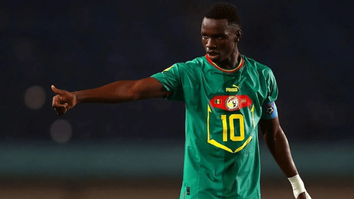 Fenerbahçe'ye Amara Diouf müjdesi! Bu sefer bitti...