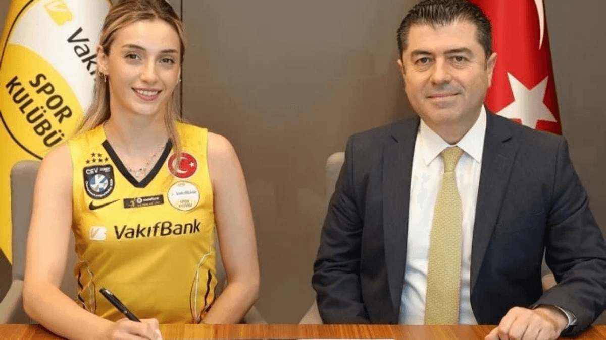 VakıfBank'tan milli transfer! Eylül Akarçeşme Yatgın imzayı attı