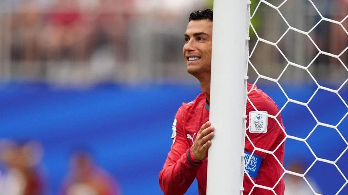 Thierry Henry, Cristiano Ronaldo'yu topa tuttu