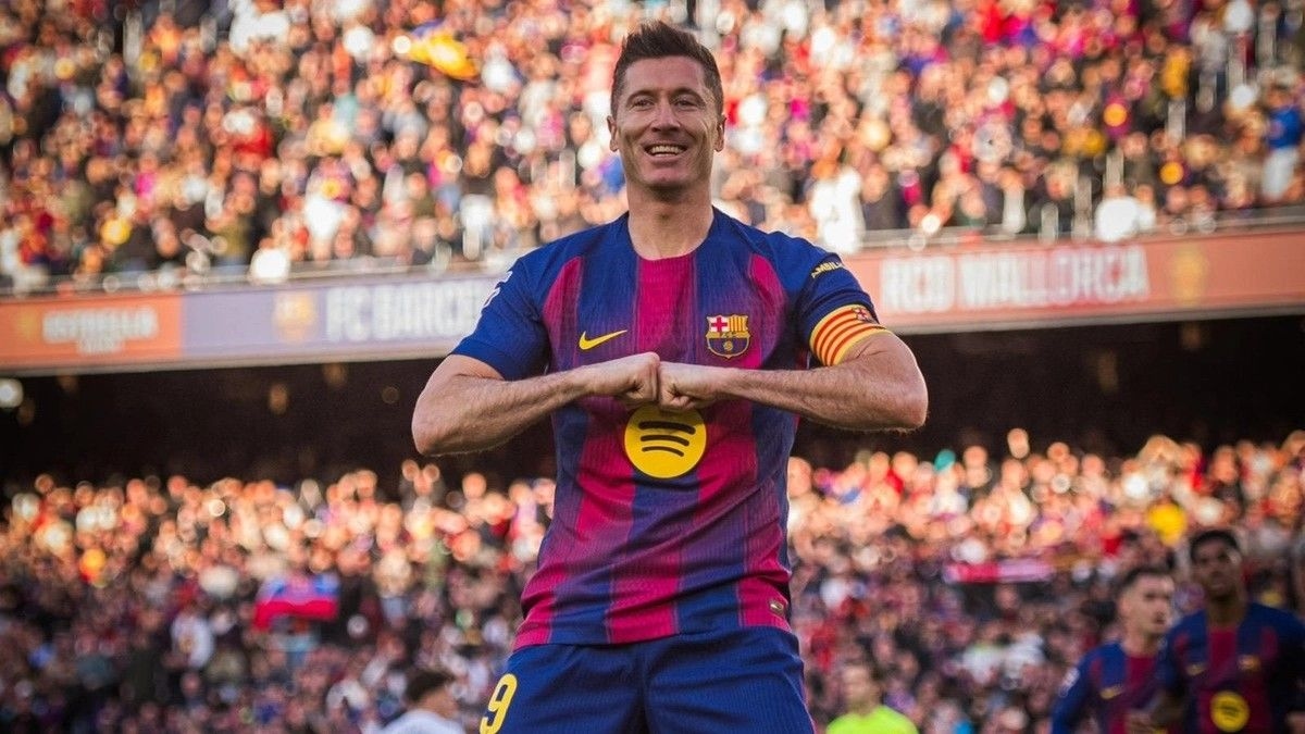 Eşi açıkladı! Lewandowski Türkiye'ye geliyor