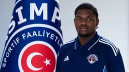 Kasımpaşa'dan ön libero transferi! Resmen açıklandı