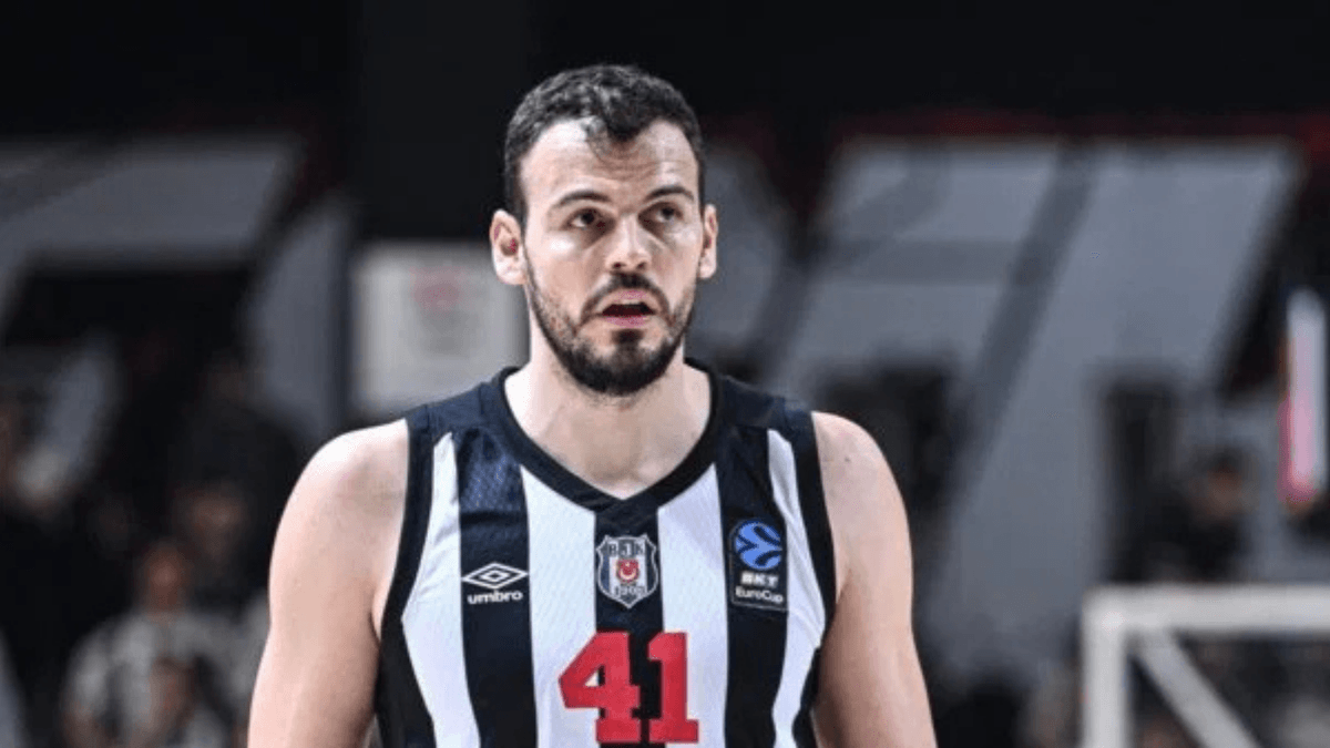 Beşiktaş'ta şok sakatlık! Yıldız oyuncu ameliyat olacak