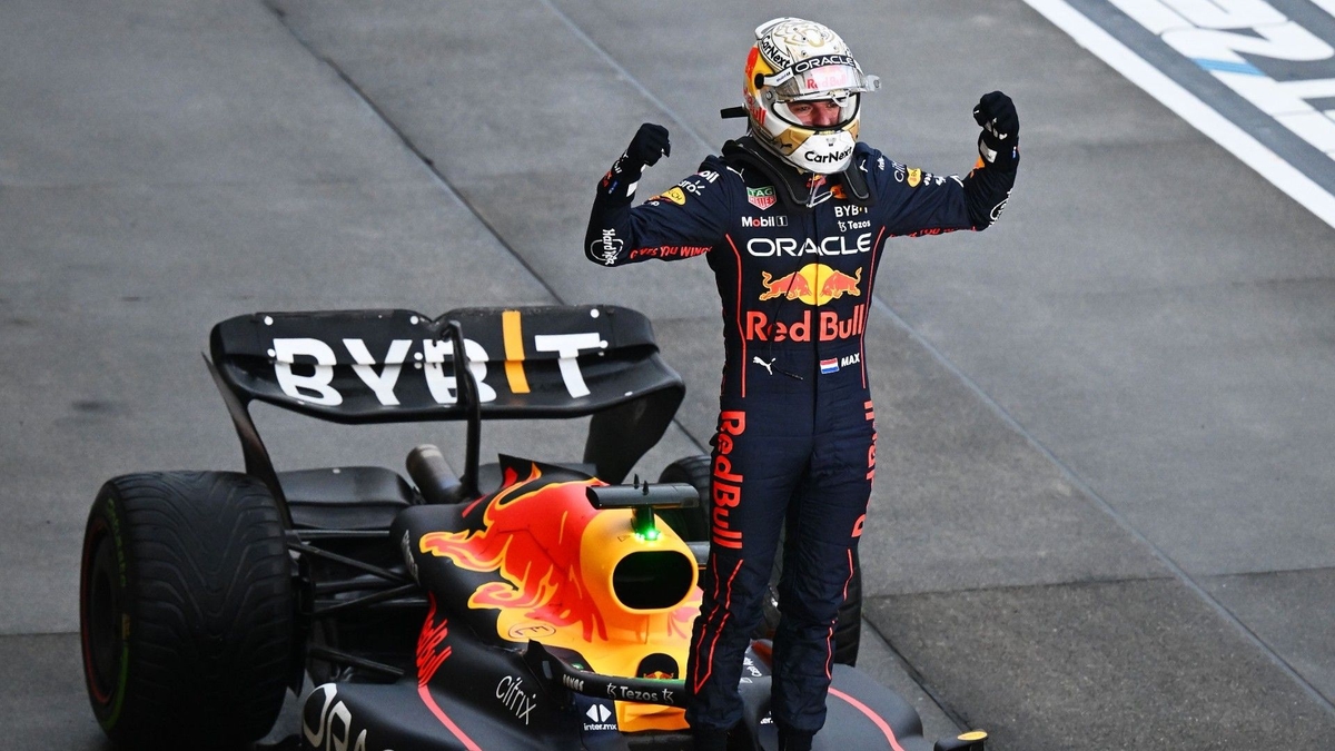 Max Verstappen ile McLaren arasında ilk temas! Formula 1'de transfer iddiası