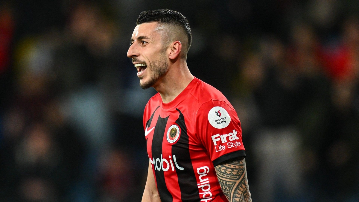 Trabzonspor, Metehan Mimaroğlu ile anlaştı