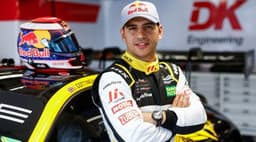 Otomobil sporcusu Ayhancan Güven, Spa 24 Saat Yarışı'nda 4. oldu
